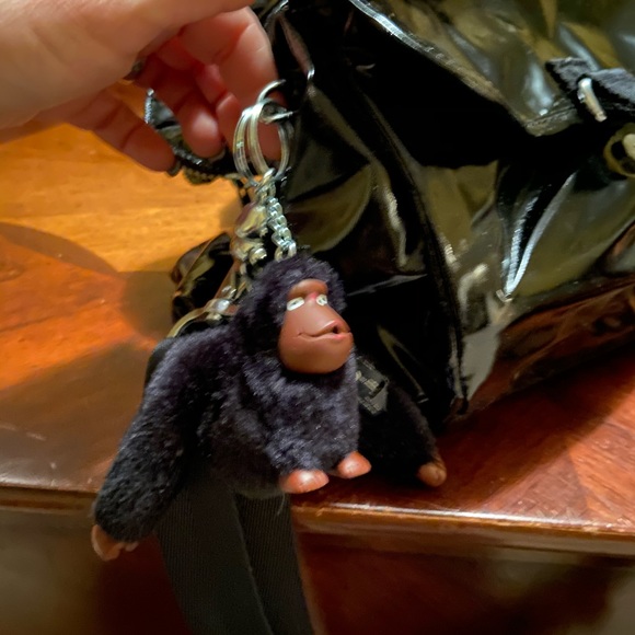 Black shiny Kipling bag - Picture 2 of 3